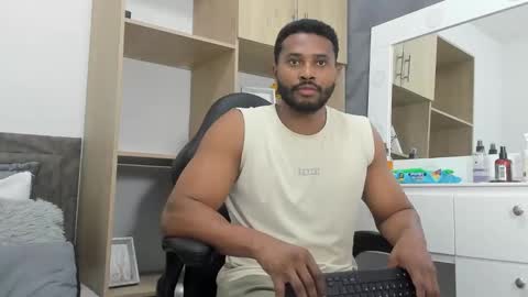 Snapshot of jason_fenix chatting on October 28, 8:00 pm Jason online show from October 28, 8:00 pm