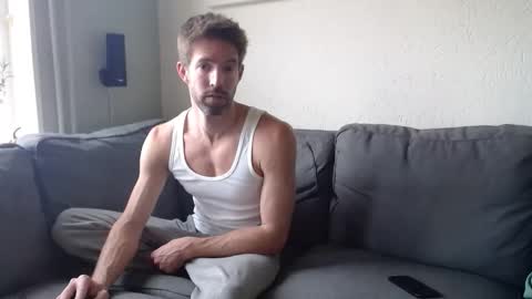 Snapshot of jasonberg29 chatting on November 2, 8:28 am Jason online show from November 2, 8:28 am