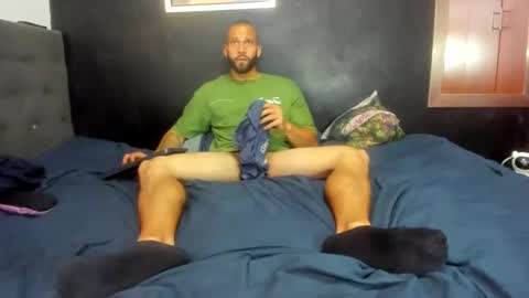 Snapshot of jasonmartiinez chatting on October 28, 2:42 pm online show from October 28, 2:42 pm