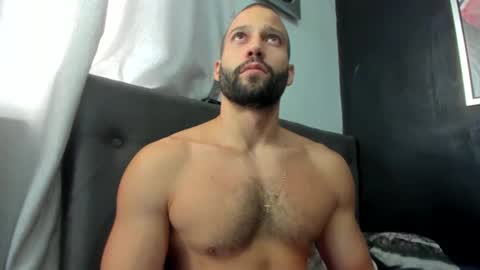 Snapshot of jasonmartiinez chatting on November 15, 3:19 pm online show from November 15, 3:19 pm