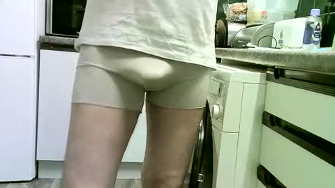 Snapshot of jasonmason2003 chatting on December 22, 9:42 pm jasonmason2003 online show from December 22, 9:42 pm