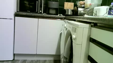 Snapshot of jasonmason2003 chatting on December 23, 12:46 am jasonmason2003 online show from December 23, 12:46 am