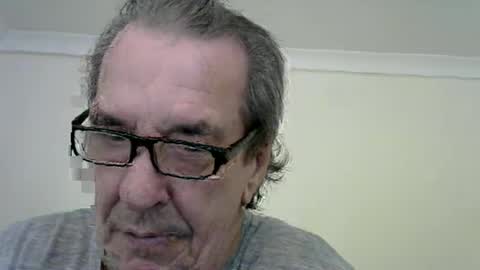 Snapshot of jaspal55 chatting on February 5, 11:44 am jaspal55 online show from February 5, 11:44 am