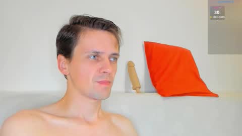 Jasper  online show from September 30, 9:09 pm