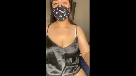 Snapshot of jassmina_7 chatting on November 19, 1:33 pm Jassmina online show from November 19, 1:33 pm