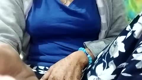 jasspreettt online show from December 18, 10:19 am