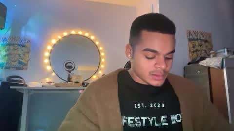 javiSdick online show from November 12, 12:33 am