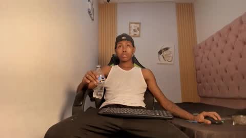 jax_maliq online show from October 4, 2:09 am