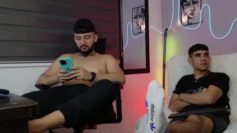 Snapshot of jaxon_blaze chatting on November 24, 10:53 pm Jaxon online show from November 24, 10:53 pm