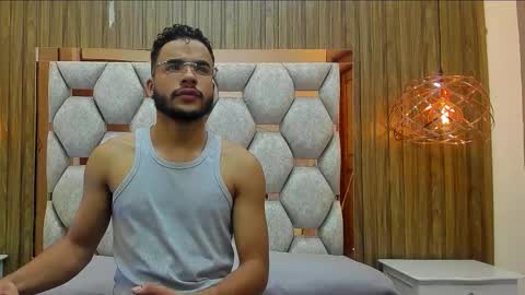 Snapshot of jay__rock chatting on November 24, 3:28 am Jay Rock online show from November 24, 3:28 am