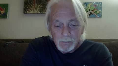 Snapshot of jay_jay1475 chatting on January 27, 12:01 am jay-jay1475 online show from January 27, 12:01 am