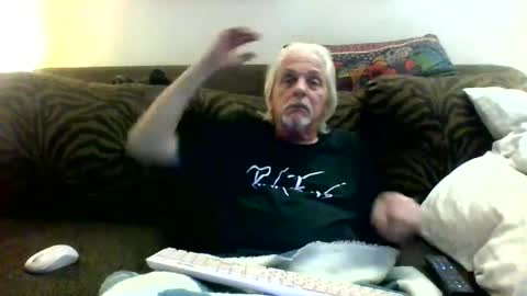 Snapshot of jay_jay1475 chatting on February 27, 2:42 am jay-jay1475 online show from February 27, 2:42 am