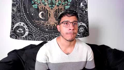 Snapshot of jay_marcos chatting on October 26, 4:40 am Jay marcos online show from October 26, 4:40 am