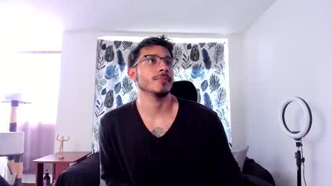 Snapshot of jay_marcos chatting on November 23, 3:45 pm Jay marcos online show from November 23, 3:45 pm