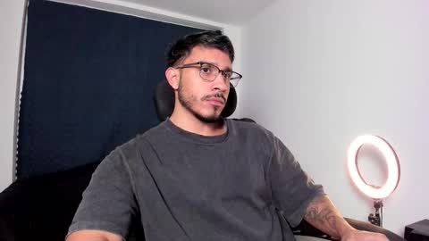 Snapshot of jay_marcos chatting on December 21, 2:30 am Jay marcos online show from December 21, 2:30 am