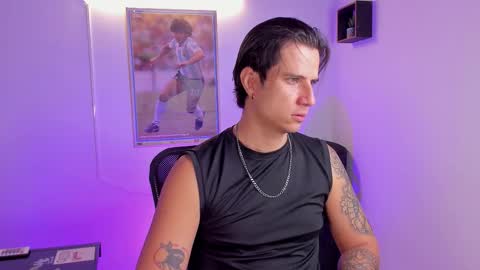 Jay Alvarrez online show from December 21, 2:35 pm