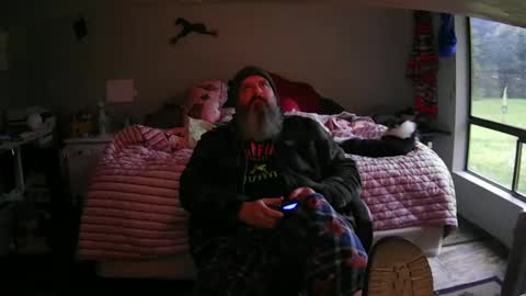 Snapshot of jaycanbefun chatting on December 16, 4:27 pm Grand Zaddy or Jay its casual online show from December 16, 4:27 pm