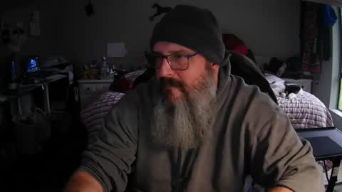 Snapshot of jaycanbefun chatting on December 19, 9:49 pm Grand Zaddy or Jay its casual online show from December 19, 9:49 pm