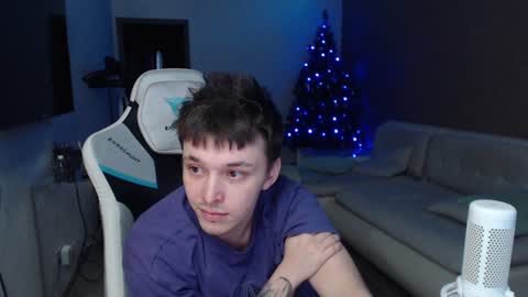 Snapshot of jayce_icestone chatting on January 5, 8:00 am Jayce online show from January 5, 8:00 am