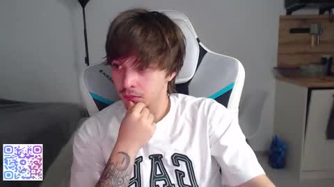 Jayce online show from November 8, 9:31 am