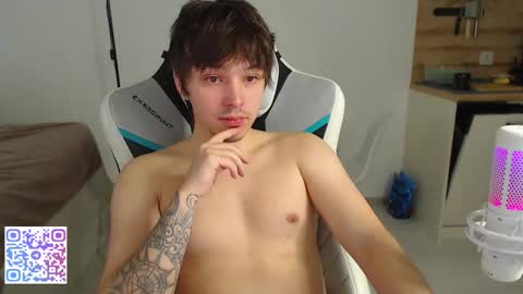 Jayce online show from December 1, 9:03 am