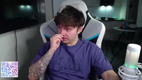 Jayce online show from April 9, 12:21 pm