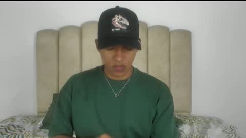 Snapshot of jaydenjhonson chatting on October 25, 11:29 am jaydenjhonson online show from October 25, 11:29 am