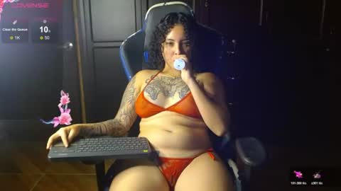      online show from July 26, 10:16 pm