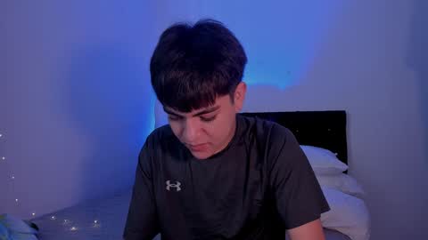 Snapshot of jaythomax chatting on January 9, 5:33 pm jaythomax online show from January 9, 5:33 pm