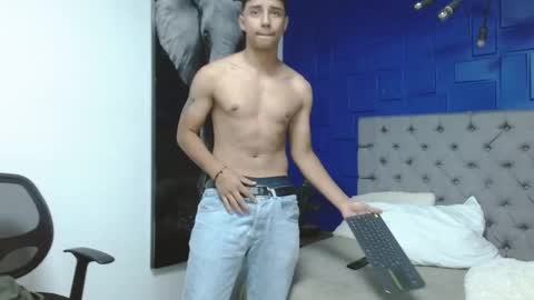 jaze_bradley online show from February 26, 11:20 am