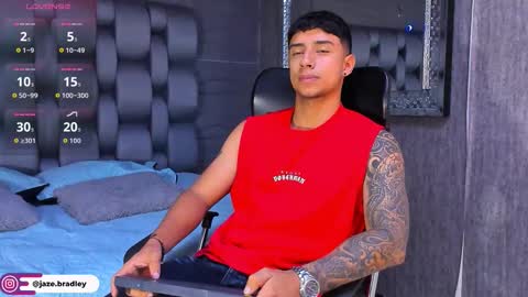 jaze_bradley online show from October 16, 11:44 am