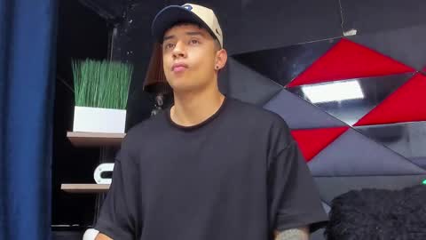 jaze_bradley online show from December 3, 11:19 am