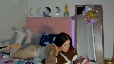 Snapshot of jazmin_barreraa chatting on October 7, 6:16 pm jazmin  online show from October 7, 6:16 pm