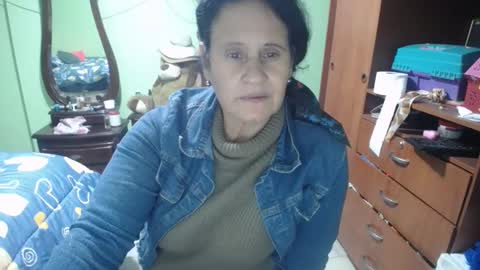 jazmim online show from January 27, 12:43 am