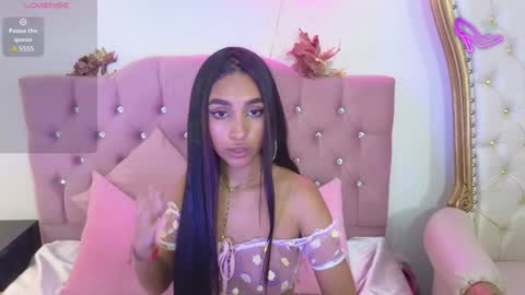 Snapshot of jazmin_tay chatting on February 5, 7:31 pm Jazmin online show from February 5, 7:31 pm