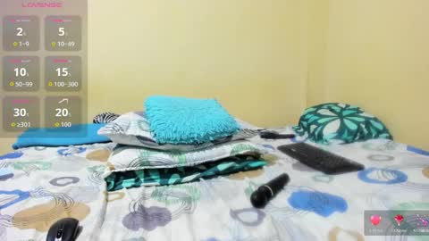 jazminstar_ online show from April 13, 1:11 am