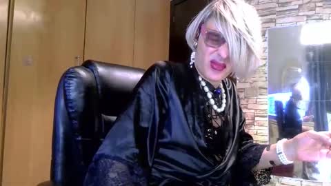 Snapshot of jbisex chatting on October 23, 8:18 pm Jbisex online show from October 23, 8:18 pm