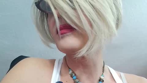 Snapshot of jbisex chatting on December 2, 12:16 am Jbisex online show from December 2, 12:16 am