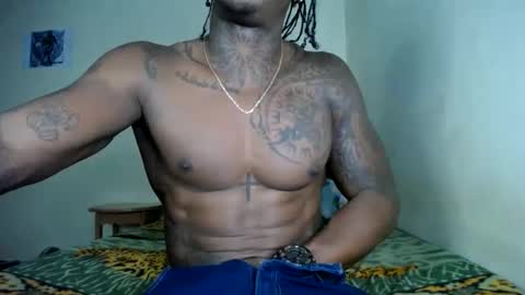 Snapshot of jboy_s chatting on February 22, 2:06 am jboy_s online show from February 22, 2:06 am