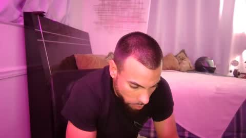 Snapshot of jcmax305 chatting on March 8, 3:02 pm JcMax305 online show from March 8, 3:02 pm