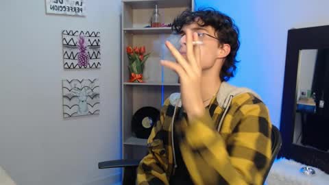 Snapshot of jeam_hot chatting on January 23, 12:57 am jeam_hot online show from January 23, 12:57 am