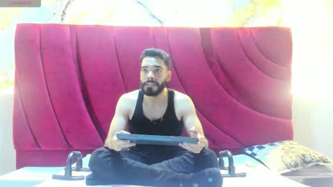 Snapshot of jean_lewis2 chatting on March 4, 3:23 am JEAN online show from March 4, 3:23 am