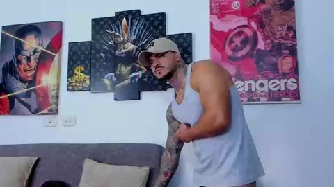 Snapshot of jean_lopez chatting on February 26, 4:14 am Jean axelcrow Modelo Independiente online show from February 26, 4:14 am