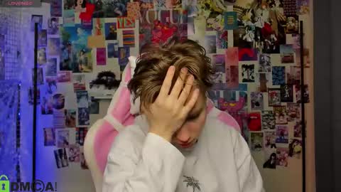 jean_wilsons online show from November 22, 11:20 am