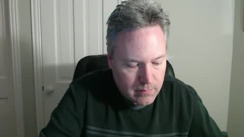 Snapshot of jeb5150 chatting on December 13, 5:16 am JE online show from December 13, 5:16 am