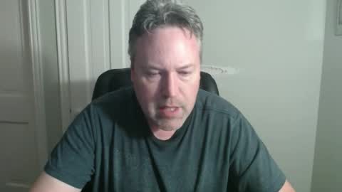 JE online show from November 16, 8:09 am