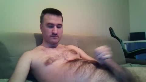 Snapshot of jebeni18 chatting on March 5, 5:29 pm somefucker6666 online show from March 5, 5:29 pm