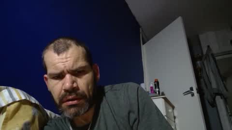 Snapshot of jediknight2 chatting on January 29, 12:12 am Matt online show from January 29, 12:12 am