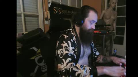 CharmingCharmander online show from March 7, 6:21 am