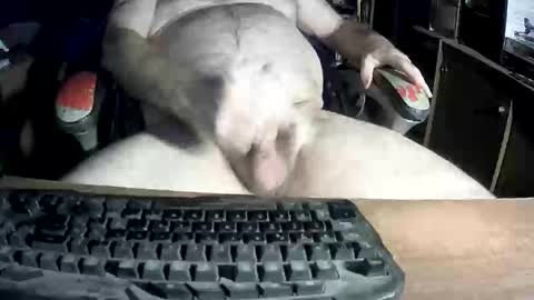 Snapshot of jeff_40962 chatting on November 25, 10:54 pm Jeffrey Sinclair online show from November 25, 10:54 pm